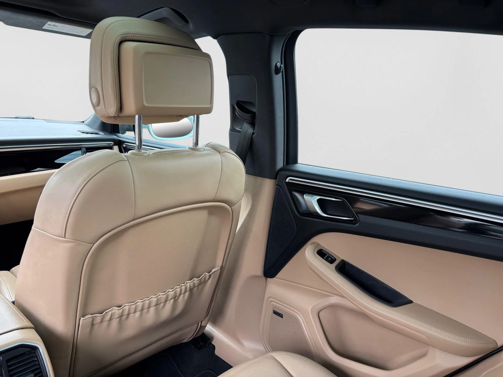 Used 2020 White Porsche Base image 38