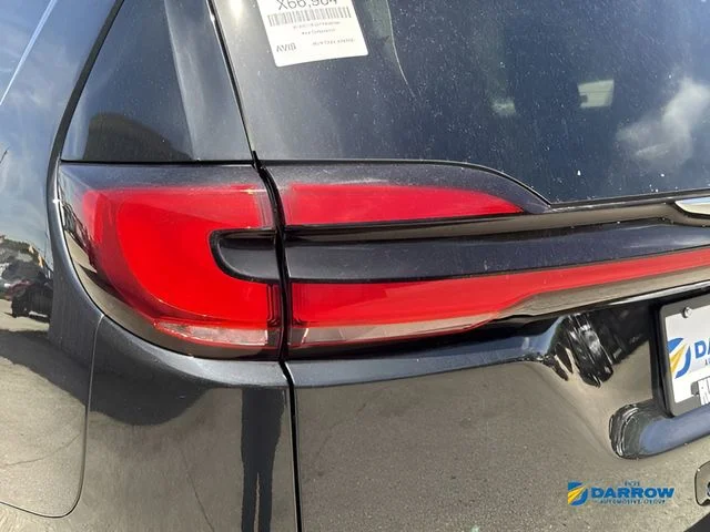 Used 2023 Black Chrysler Touring L image 28