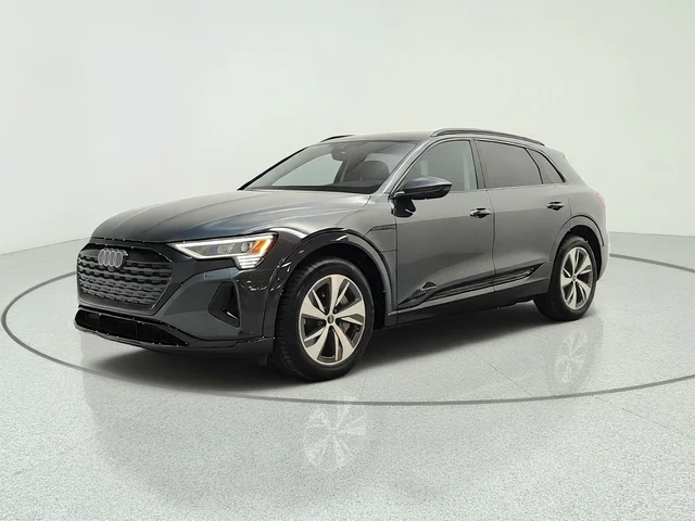 2024 Audi Q8 e-tron Premium quattro
