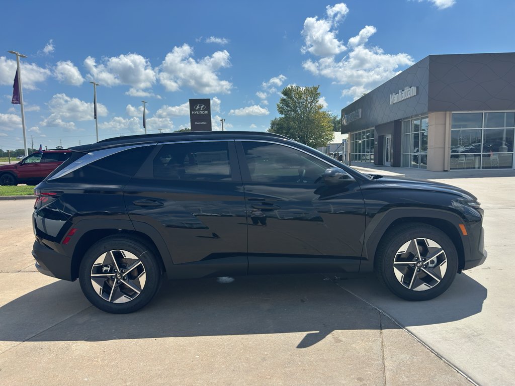 New 2026 Phantom Black Hyundai SEL image 7