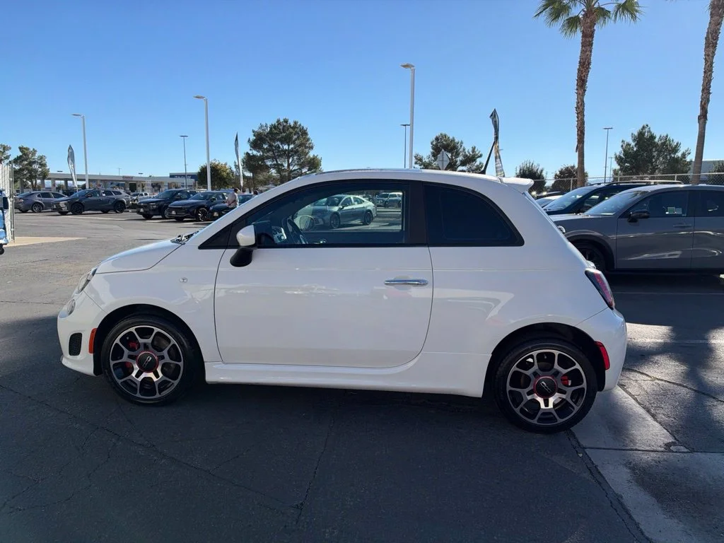 Used 2013 White FIAT Turbo image 2