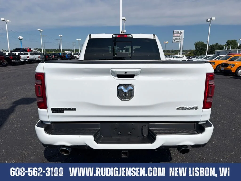 Used 2022 White Ram Big Horn/Lone Star image 4