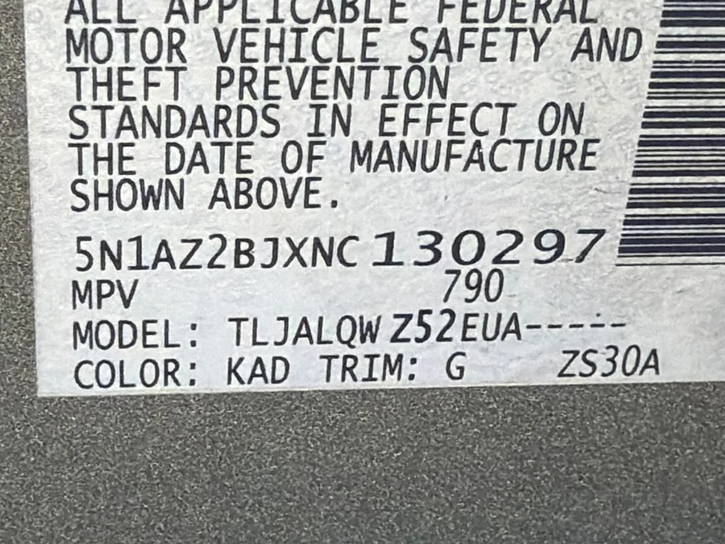 Used 2022 Gray Nissan SV image 32