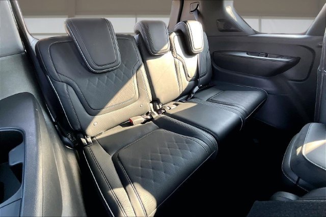 Used 2026 Black INFINITI AUTOGRAPH image 27