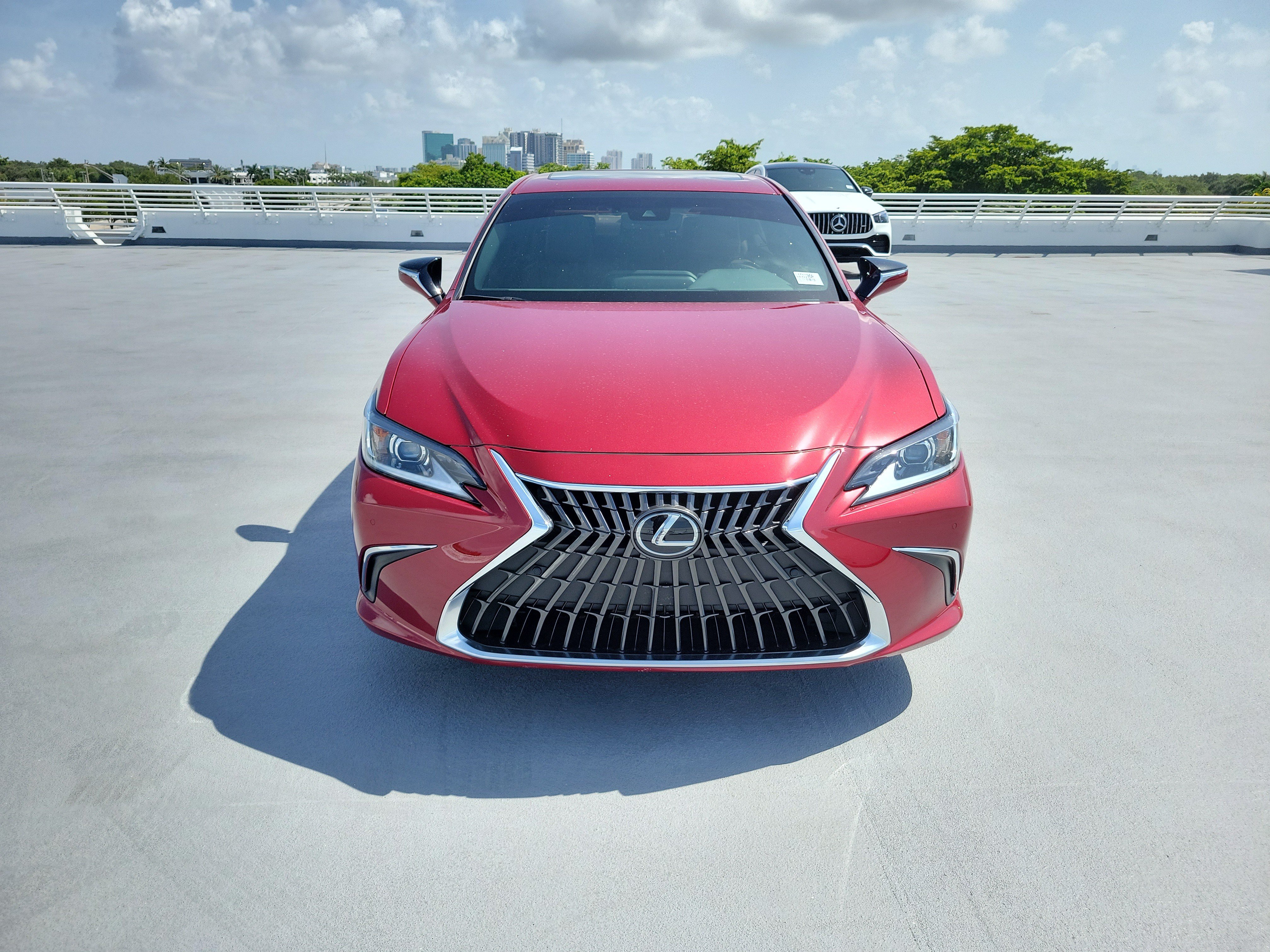 Used 2025 Matador Red Mica Lexus ES 350 image 2