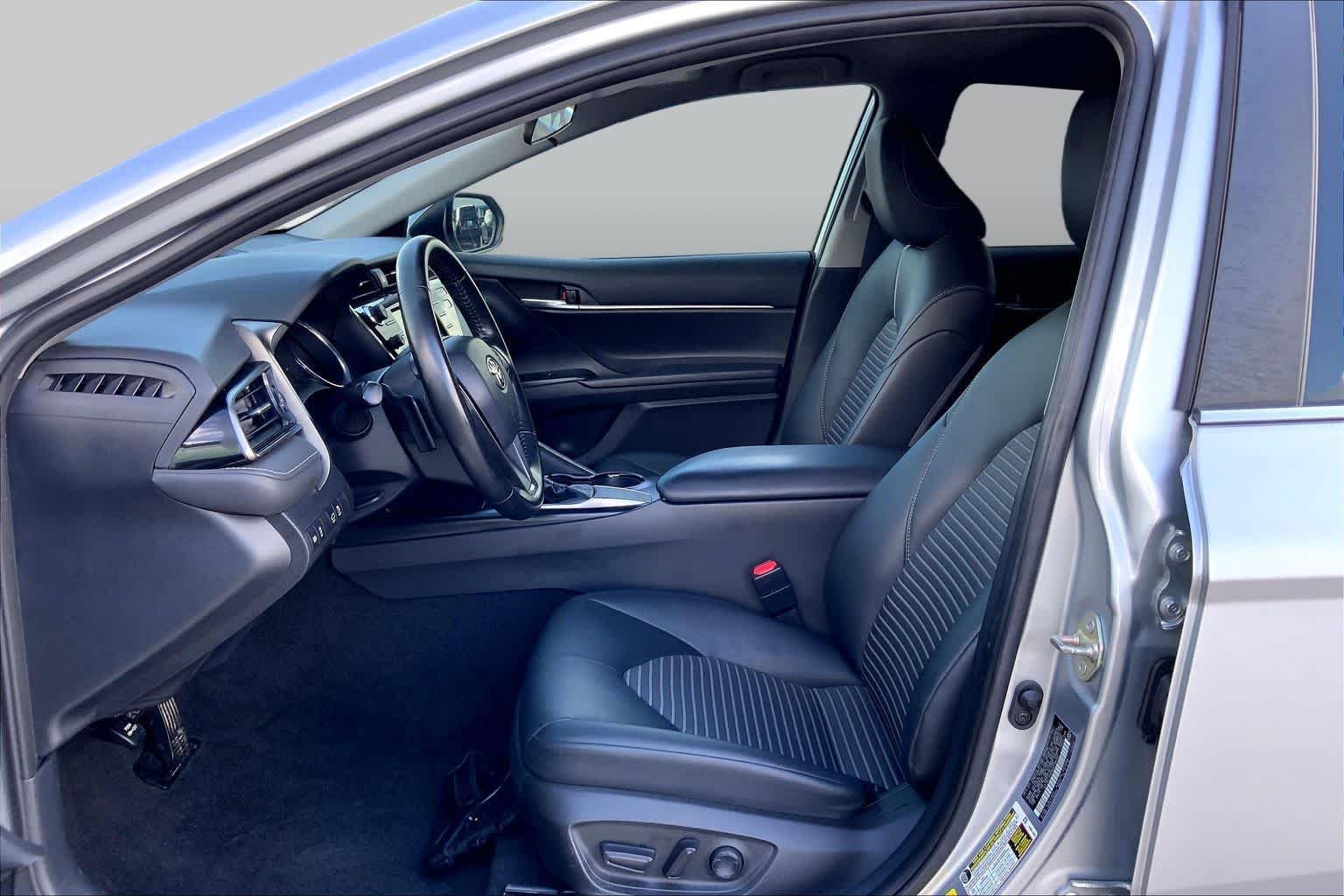 Used 2019 Celestial Silver Metallic Toyota SE image 8