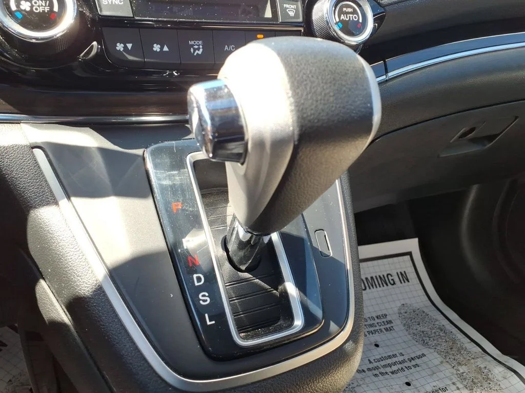 Used 2016 White Honda Touring image 36