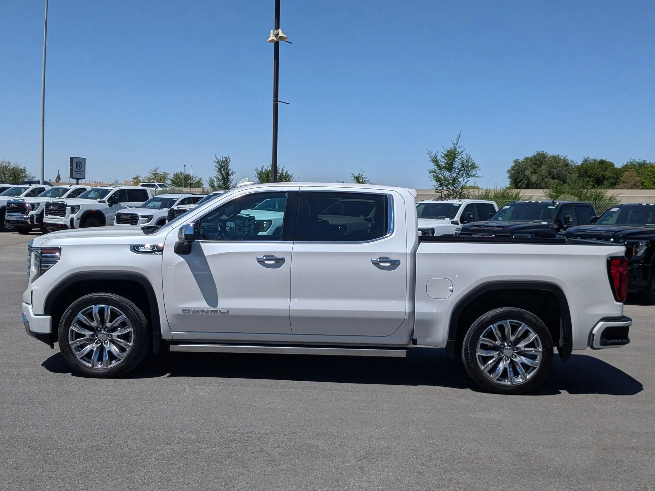 Used 2024 White Frost Tricoat GMC Denali image 3