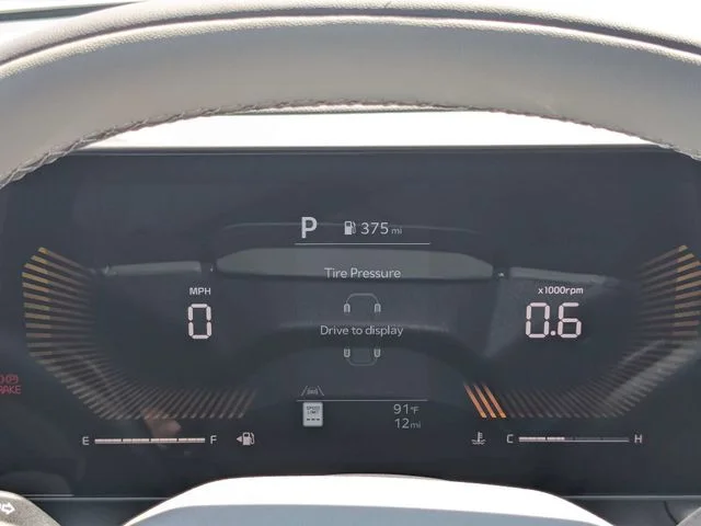 New 2027 Snow White Pearl Kia EX image 31