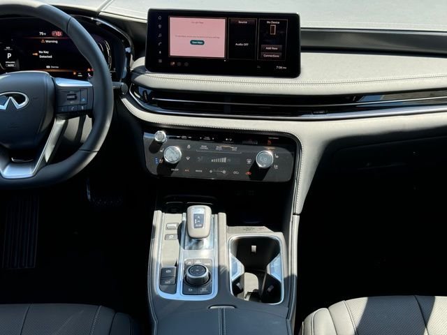 New 2027 MINERAL BLACK INFINITI Luxe AWD image 30