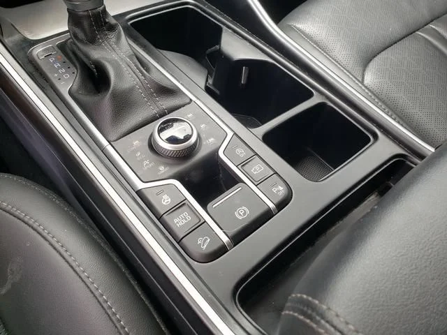 Used 2021 Gray Kia EX image 24