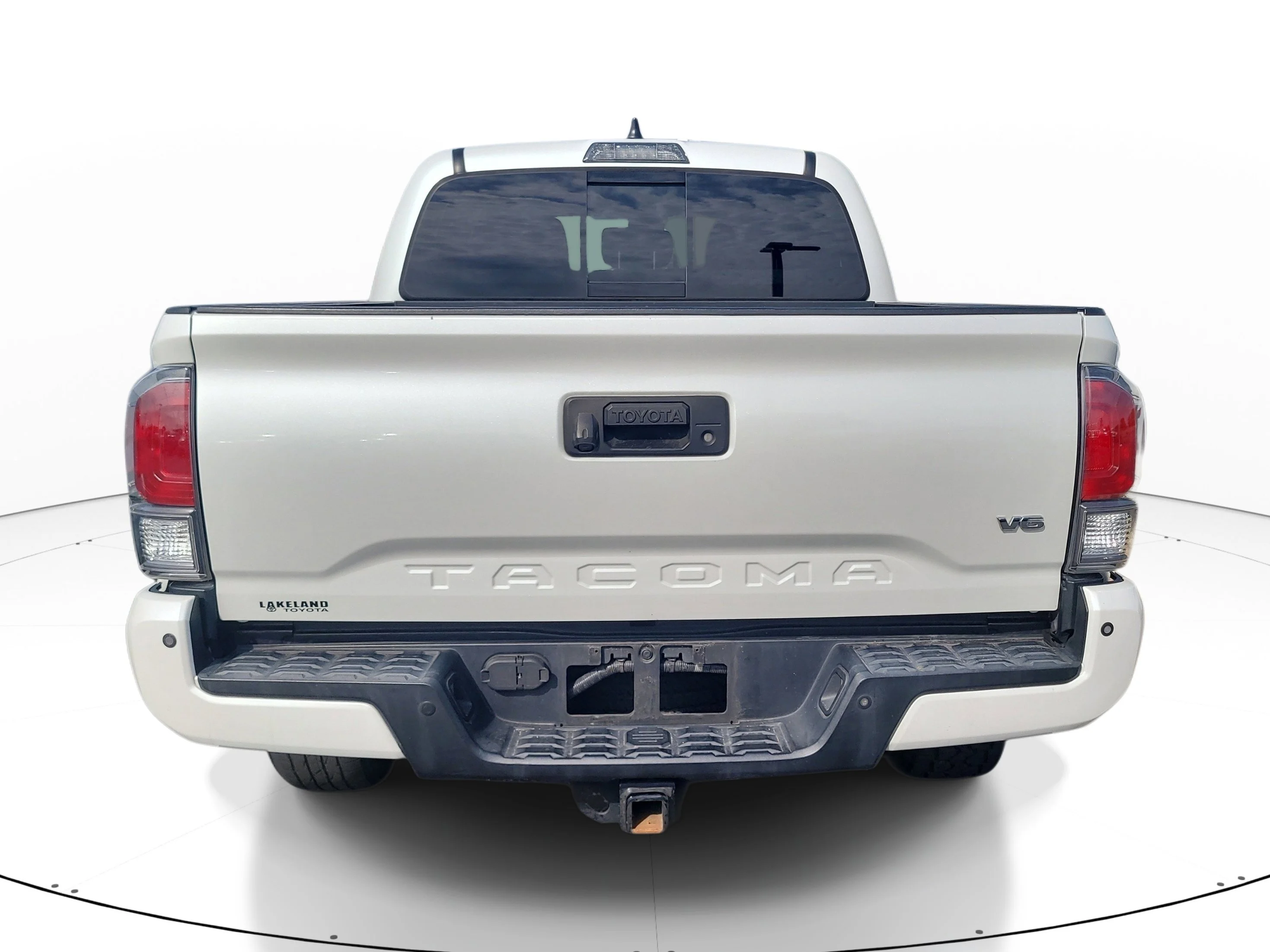 Used 2021 Wind Chill Pearl Toyota TRD Sport image 5