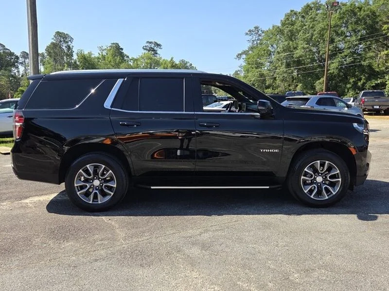 Used 2023 Black Chevrolet LT image 15