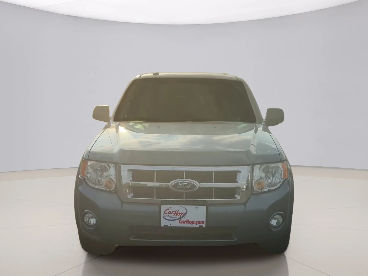 Used 2011 Gray Ford XLT image 2