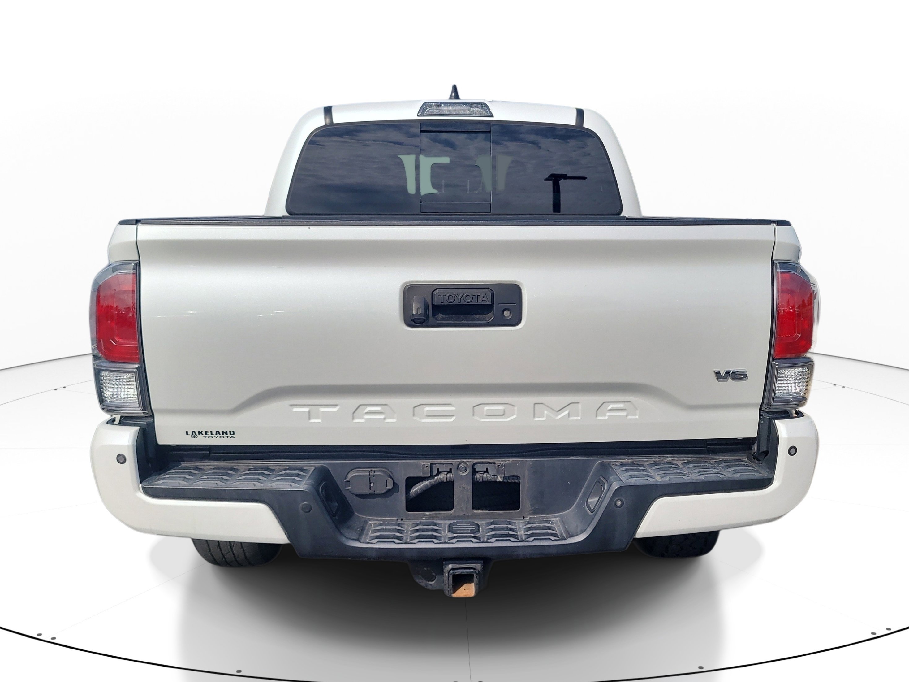Used 2021 Wind Chill Pearl Toyota TRD Sport image 5