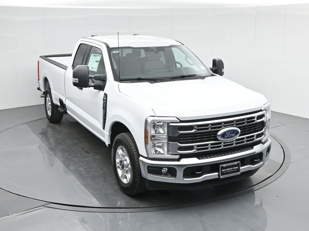 New 2026 Oxford White Ford XLT image 37