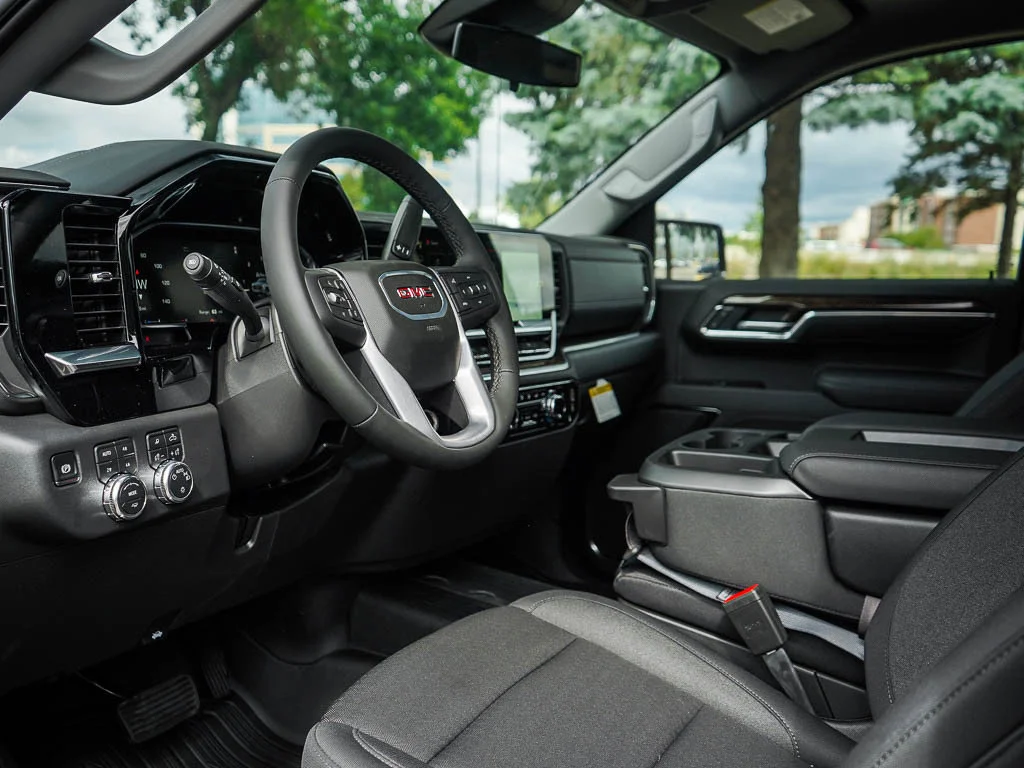 2026 GMC Sierra 1500 SLE - Photo 16