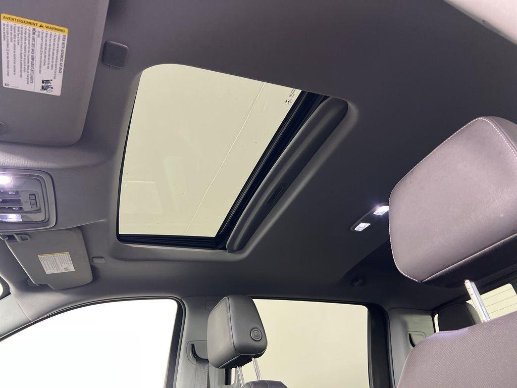 Used 2019 Onyx Black GMC SLT image 23