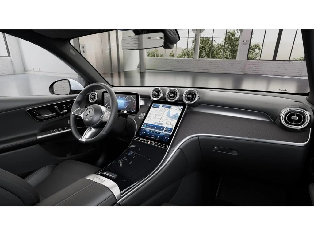 New 2027 White Mercedes-Benz GLC 300 image 6