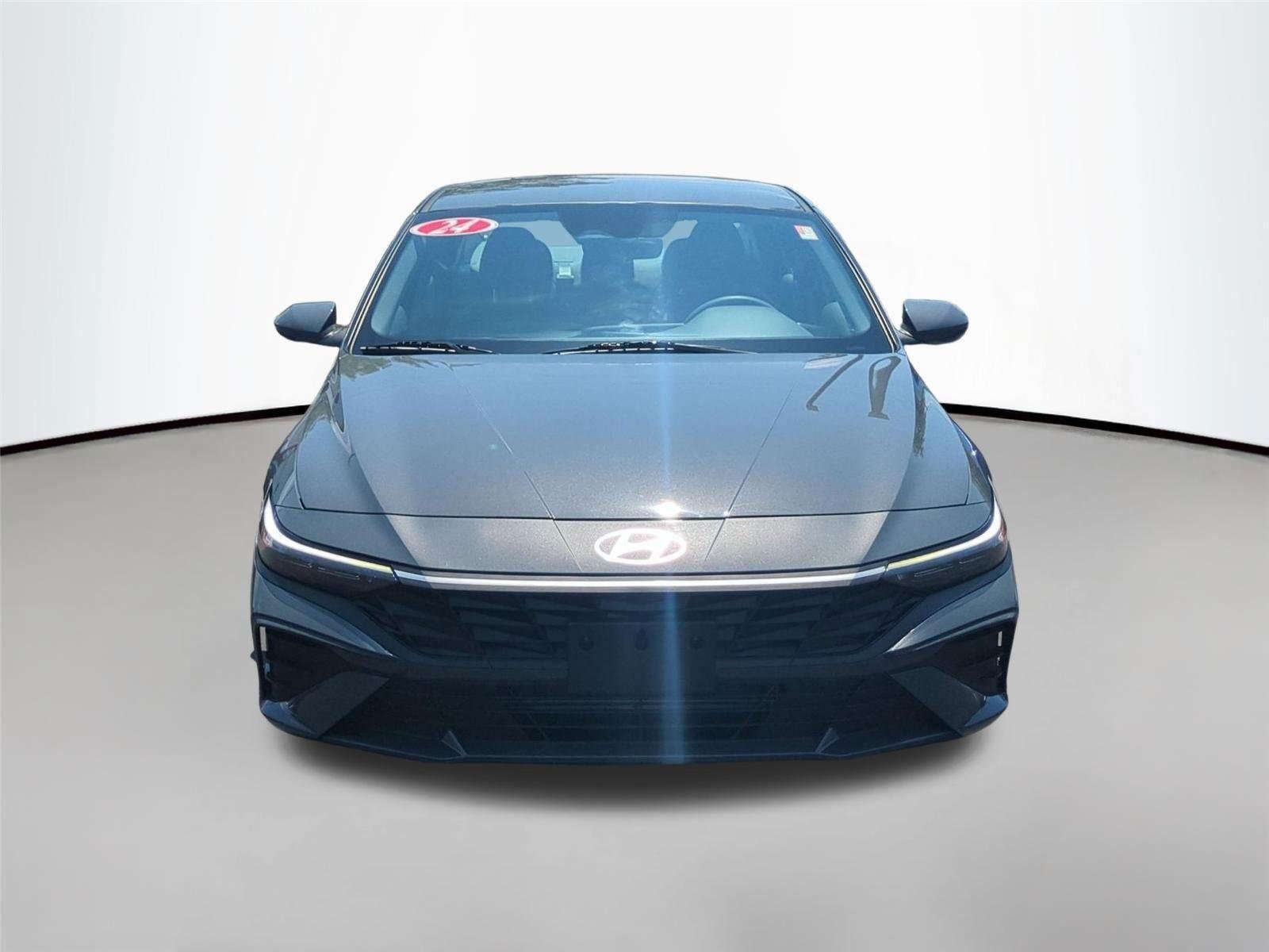 Used 2024 Ecotronic Gray Hyundai SEL image 19