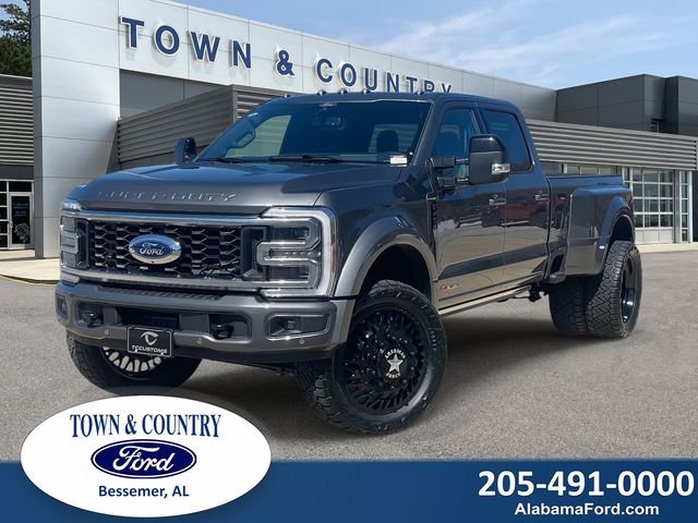 2026 Ford F-450 Platinum 4x4 Crew Cab 8' Box DRW's photo