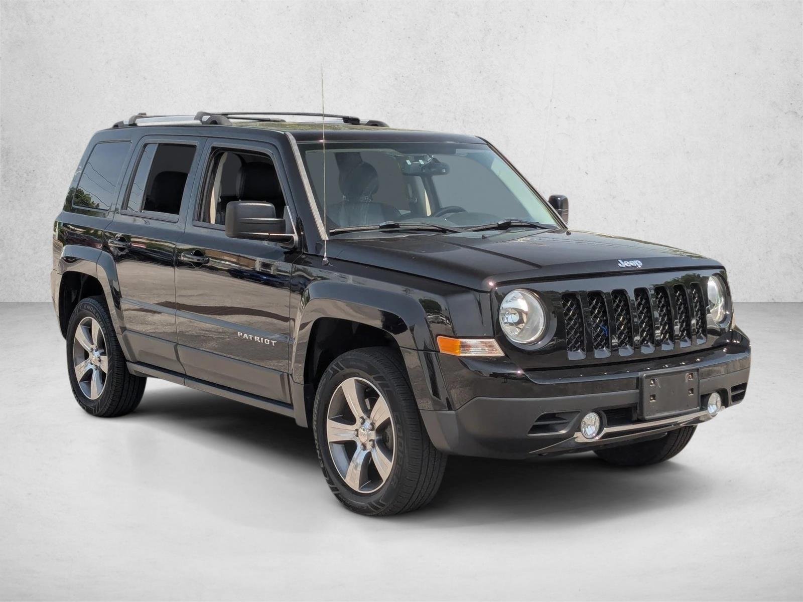 Used 2017 Black Clearcoat Jeep High Altitude image 3