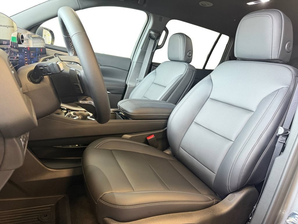 New 2026 Sterling Gray Metallic Chevrolet LT image 25