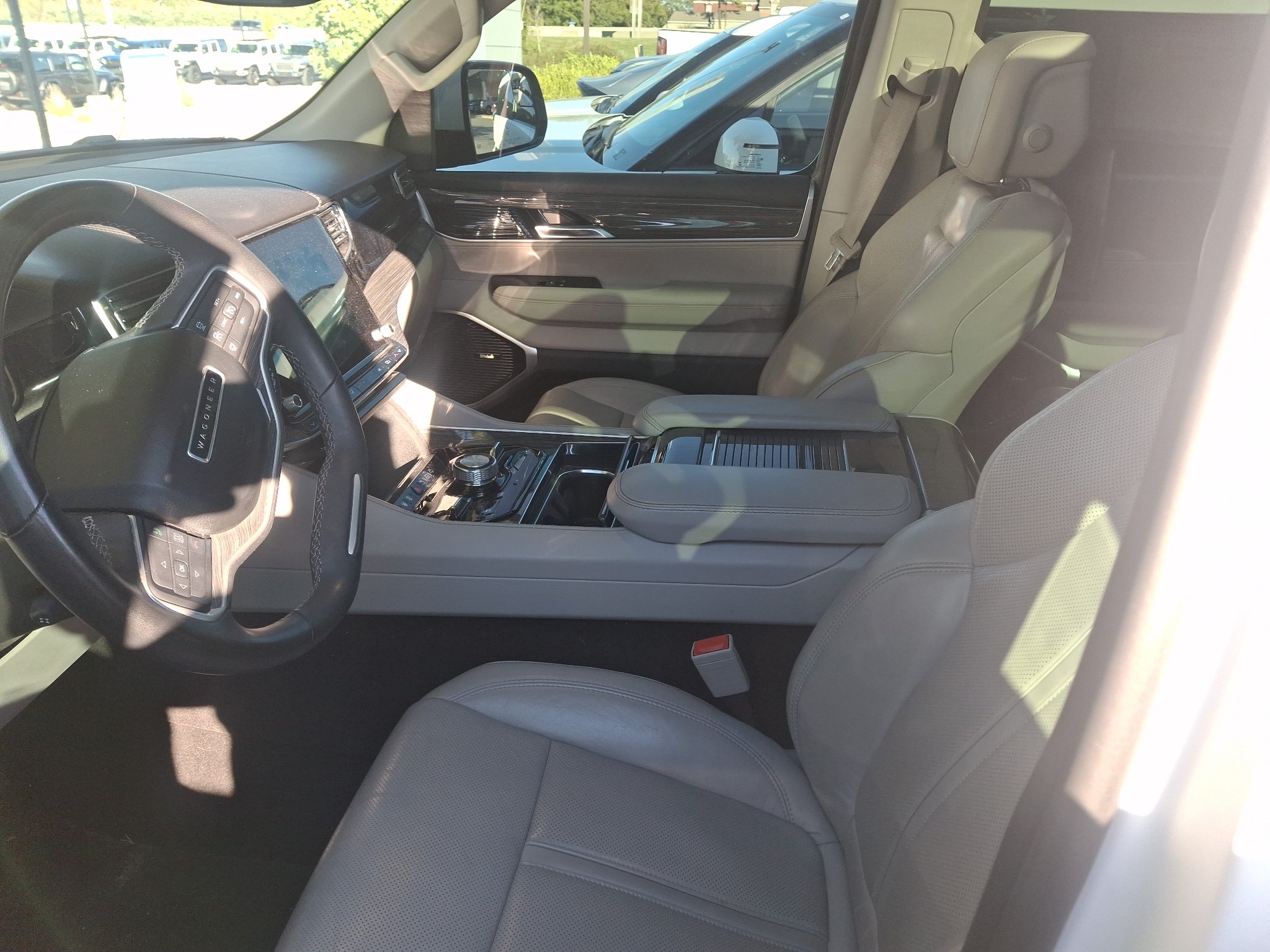Used 2022 Bright White Clearcoat Jeep Series III image 4