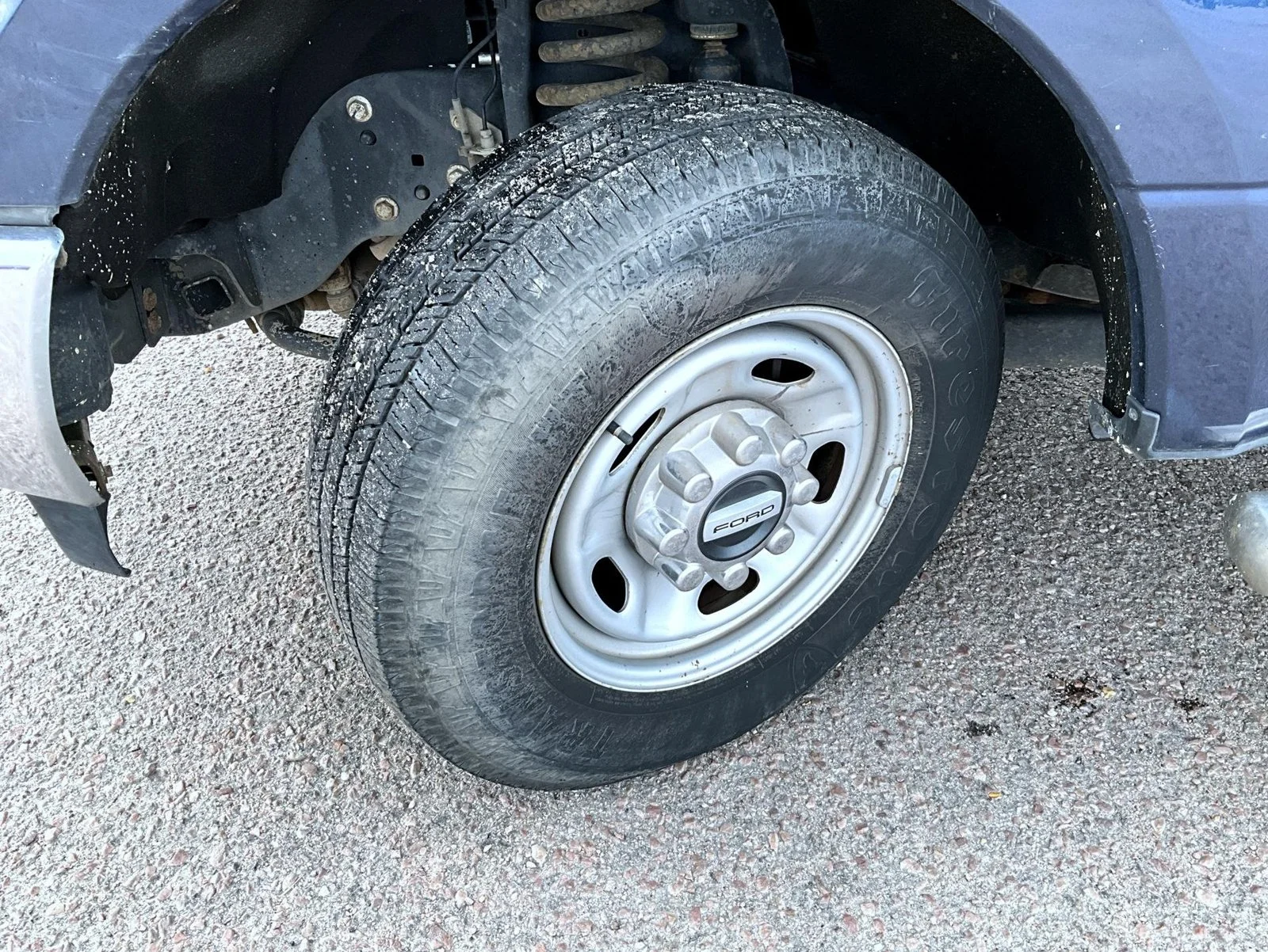 Used 2018 Blue Ford XL image 23