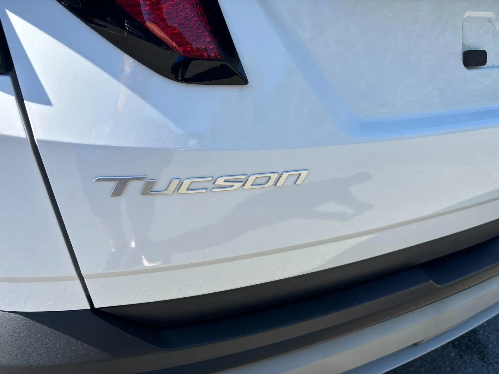 Used 2025 Serenity White Pearl Hyundai SEL image 11