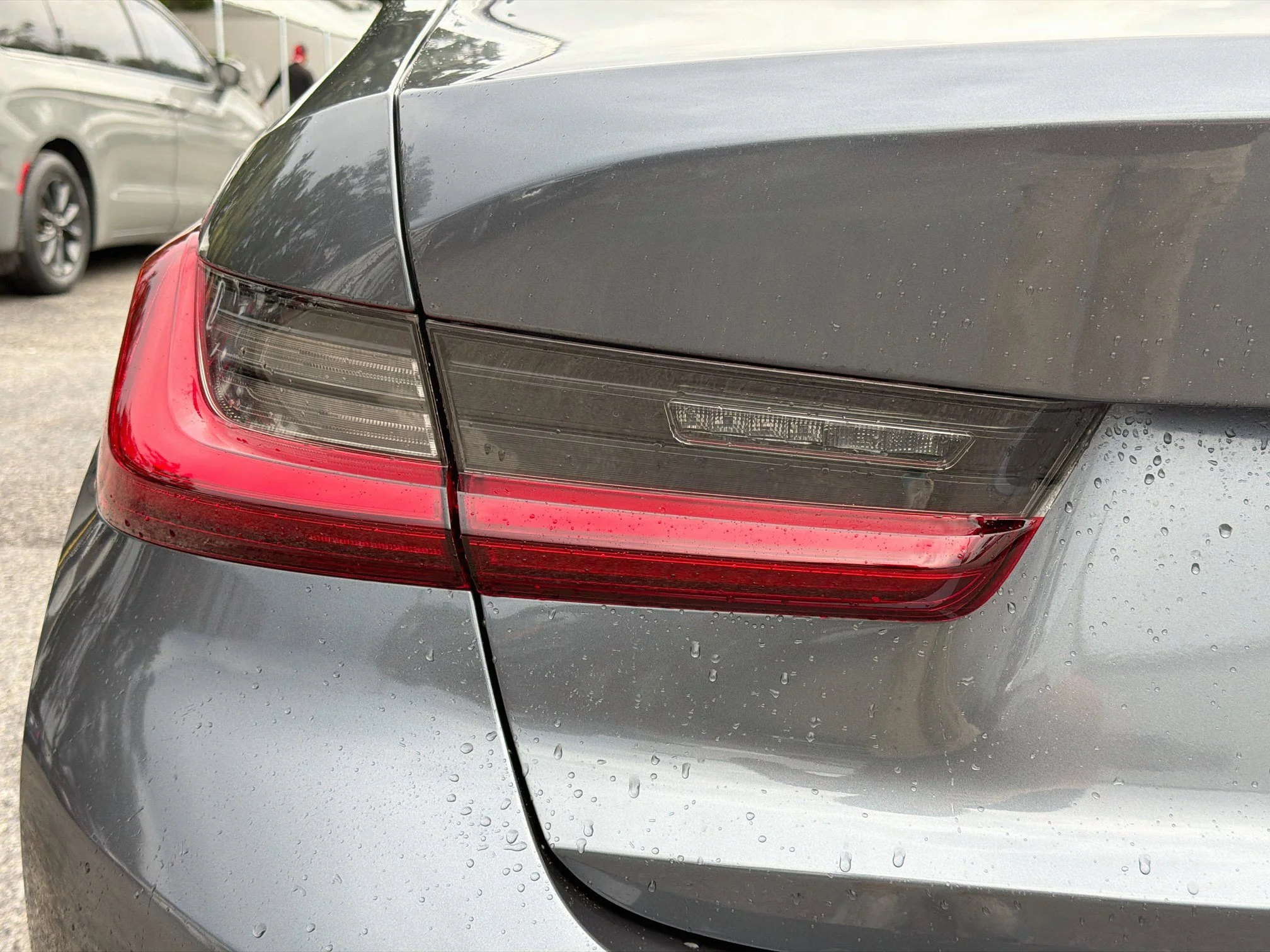 Used 2022 Mineral Grey Metallic BMW 330i image 10