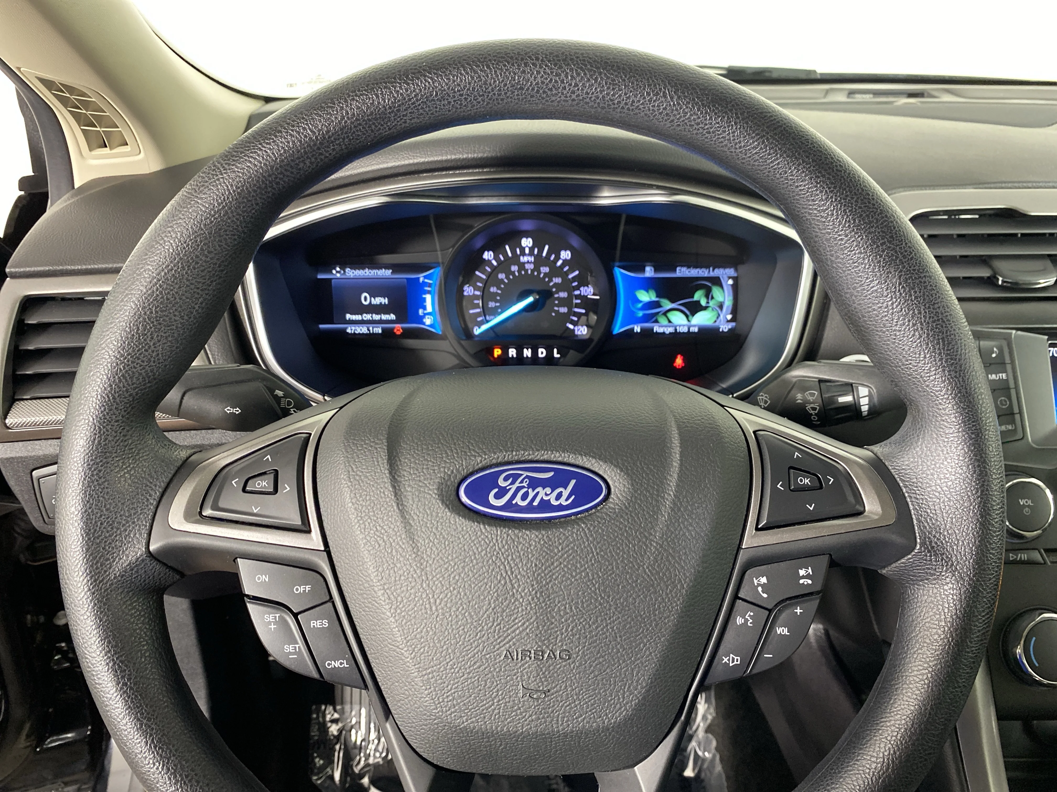 Used 2018 Shadow Black Ford S image 19