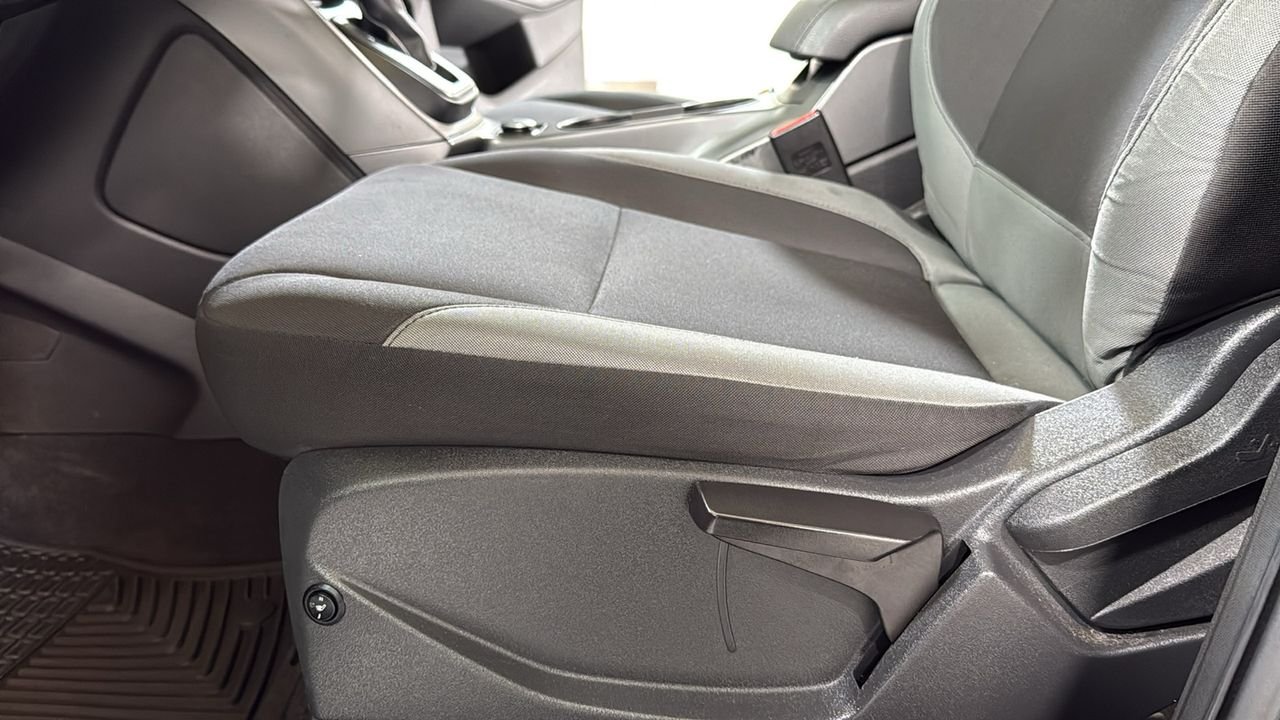Used 2016 Gray Ford S image 14