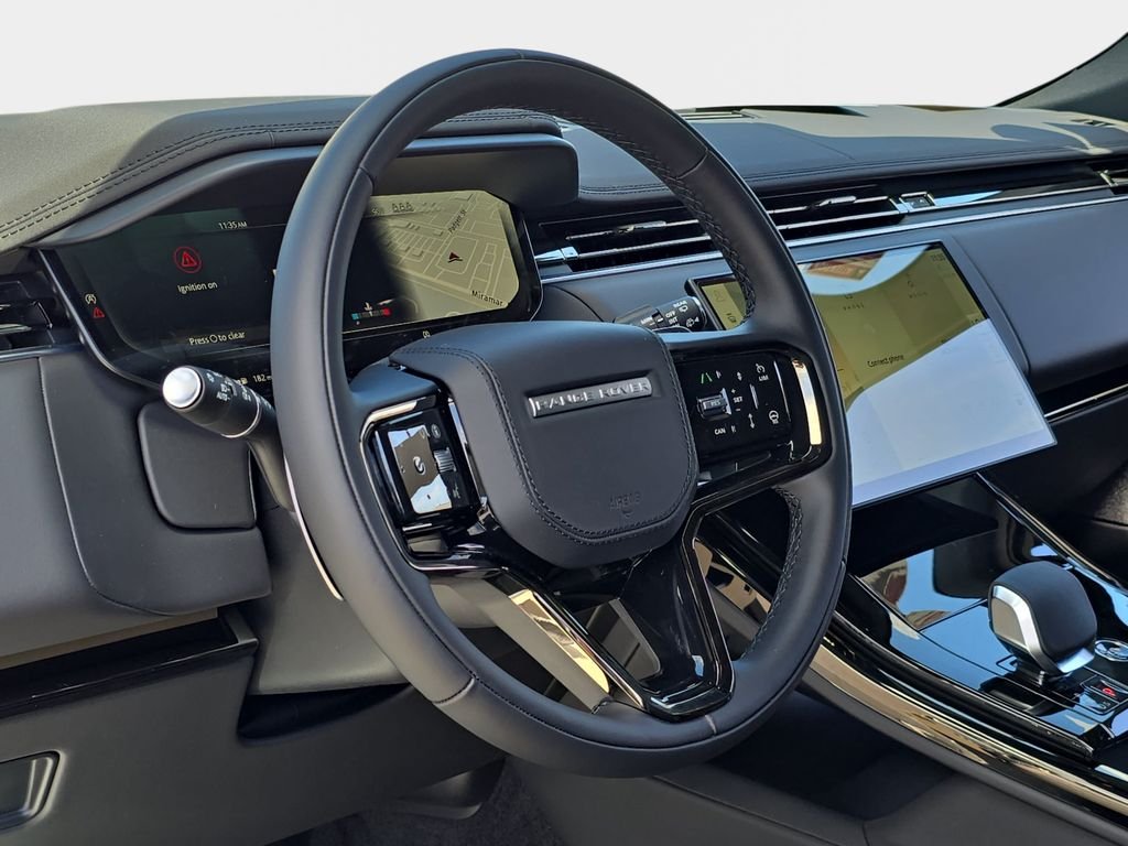 New 2026 Fuji White Land Rover Dynamic SE image 17
