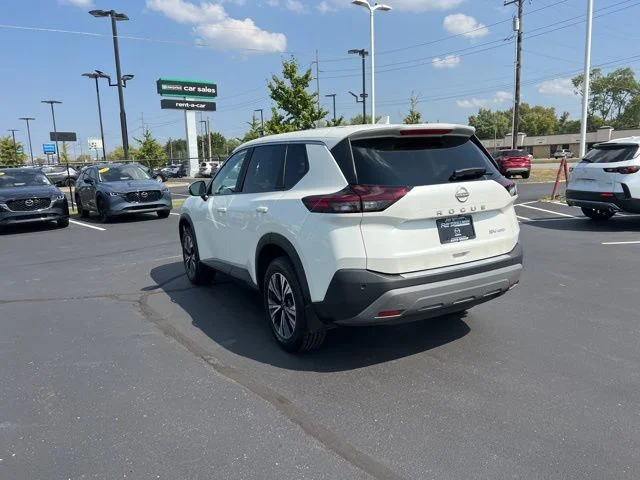 2023 Nissan Rogue SV - Photo 12