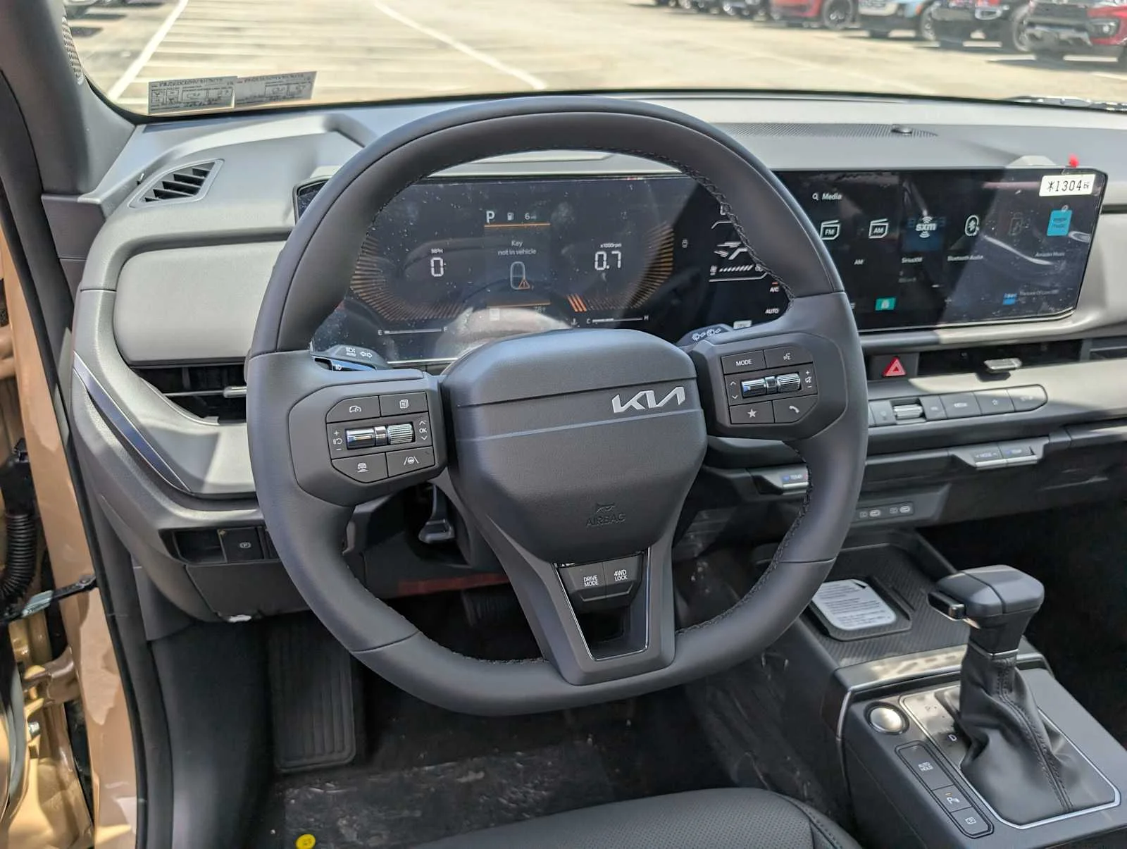 New 2027 Terrain Brown Kia X-Line S image 30