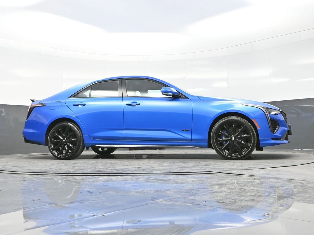 2025 Cadillac CT4 V-Series - Photo 24
