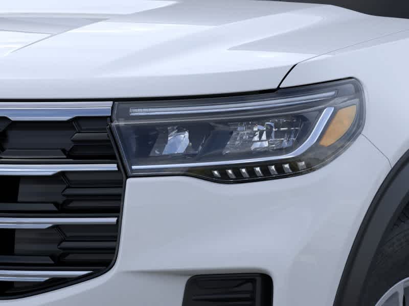 New 2026 Space White Metallic Ford Active image 18