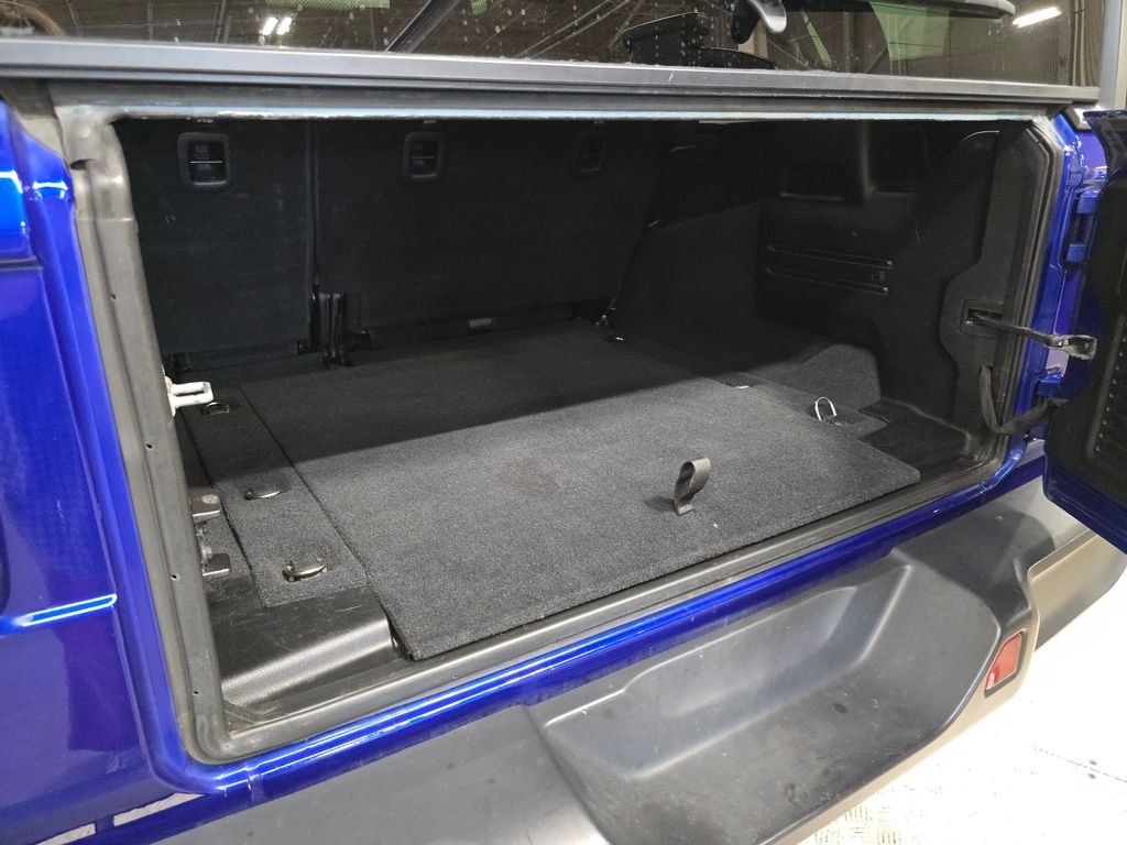 Used 2019 Blue Jeep Unlimited Sahara image 22