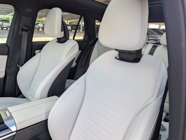Used 2025 Green Mercedes-Benz GLC 350e image 10