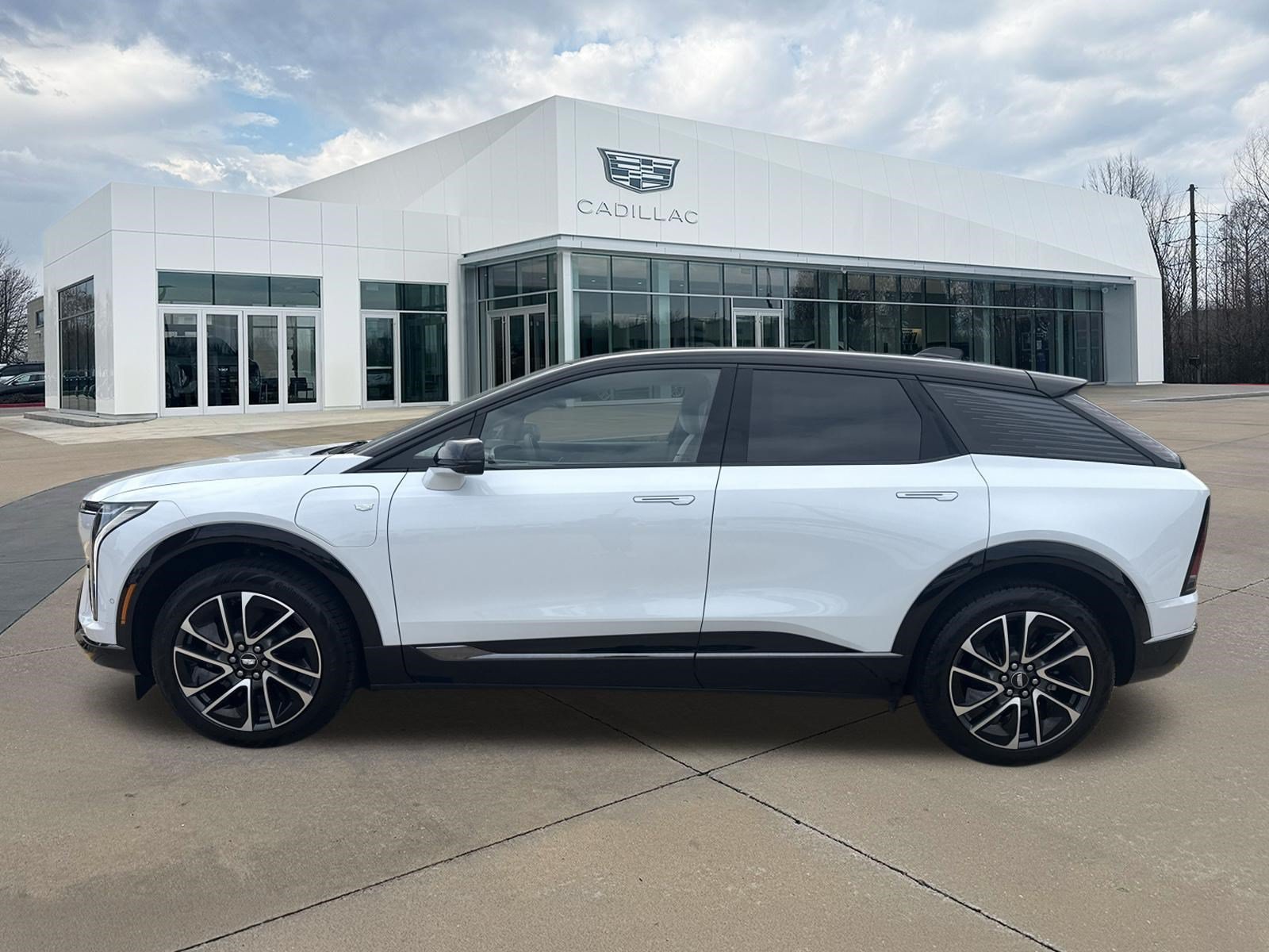 2026 Cadillac OPTIQ Sport - Photo 6
