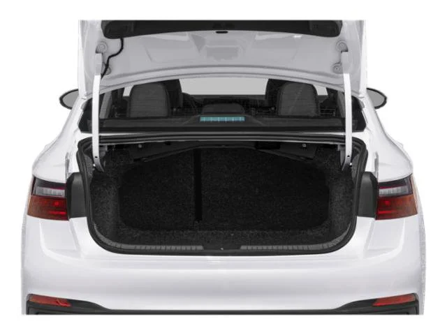2025 Volkswagen Jetta SE - Photo 14