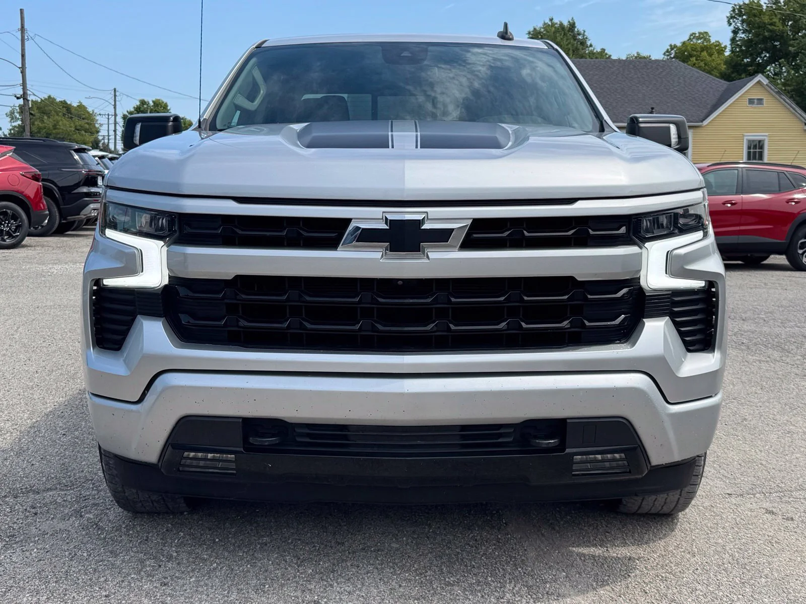 Used 2022 SILVER ICE METALLIC Chevrolet RST image 10