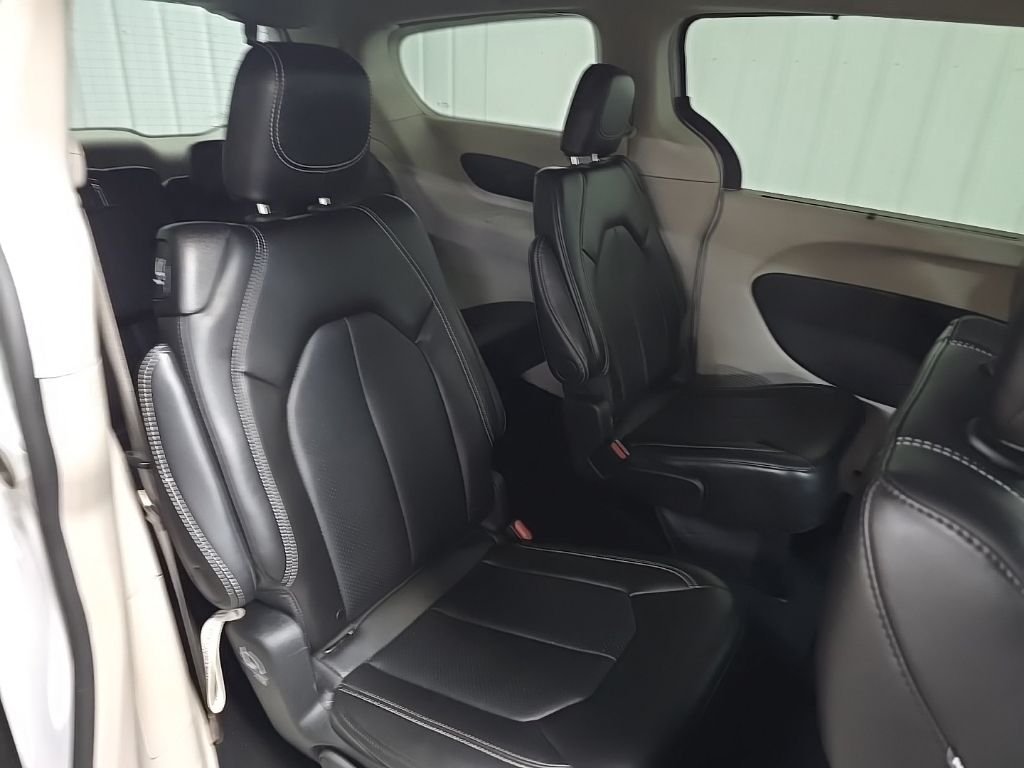 Used 2024 White Chrysler Touring L image 16