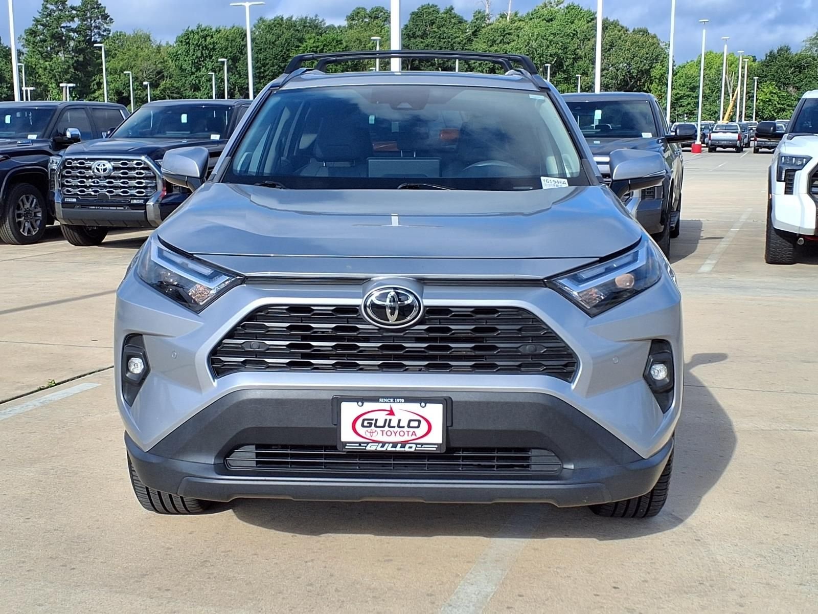 Certified Used 2023 Silver Sky Metallic Toyota XLE Premium image 4