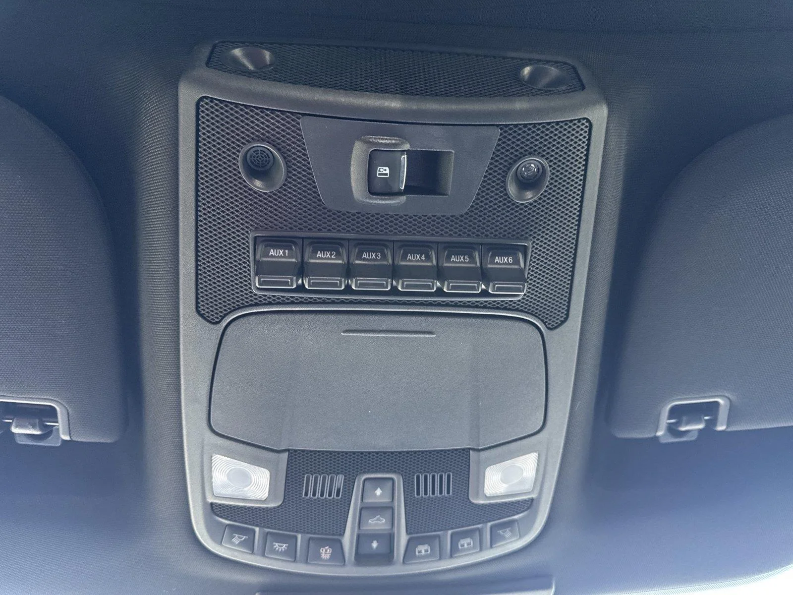 Used 2022 Antimatter Blue Ford Platinum image 30