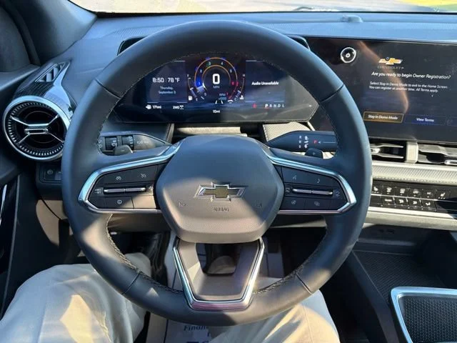 New 2027 Sterling Gray Metallic Chevrolet LT image 27