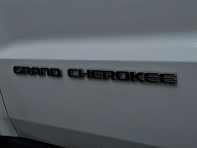 Used 2021 White Jeep Limited image 34