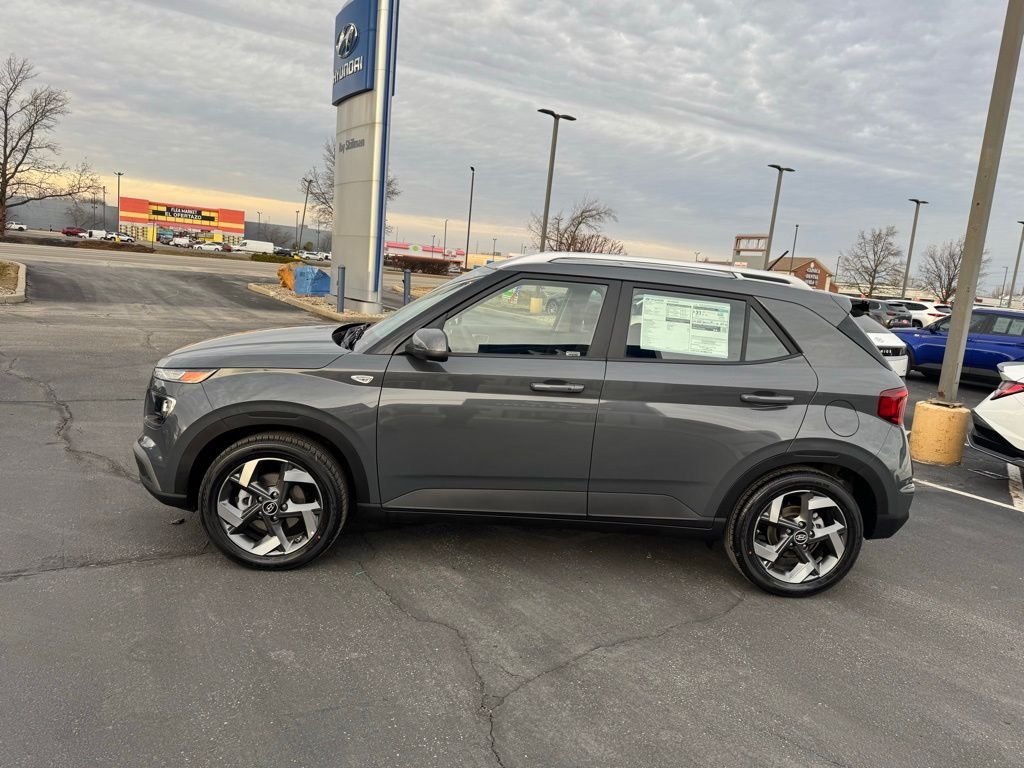 New 2026 Gray Hyundai SEL image 4