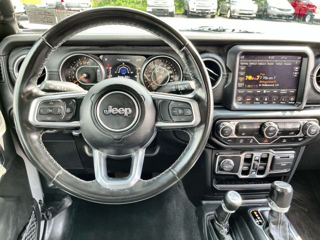 Used 2022 Gray Jeep Overland image 12
